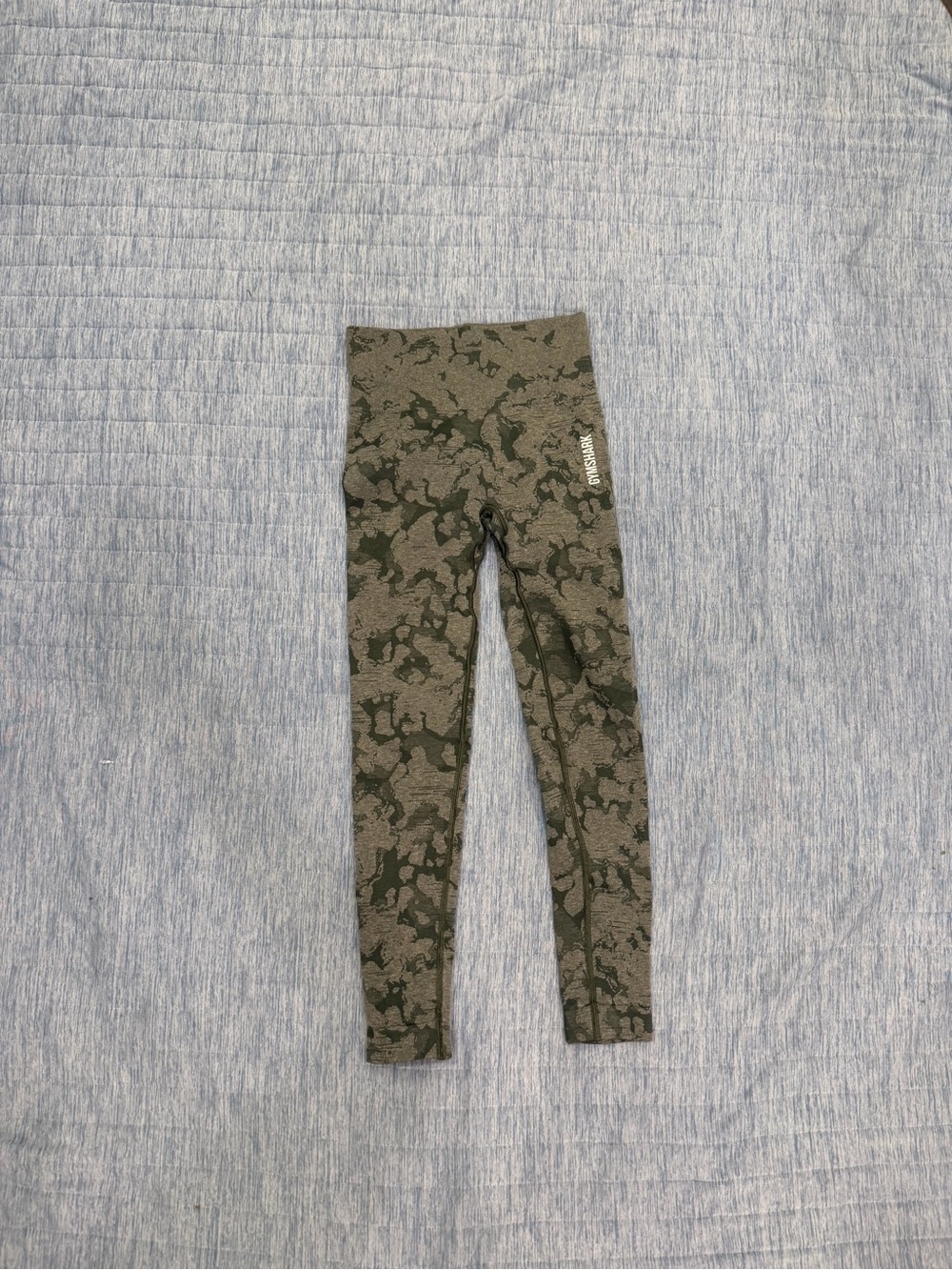 Gymshark Camo Leggings - Olive & Dark Green